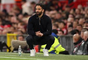 开云网页版中国官网-阿莫林：队友训练不投入就无法获得机会 现在我不会再为小事操心